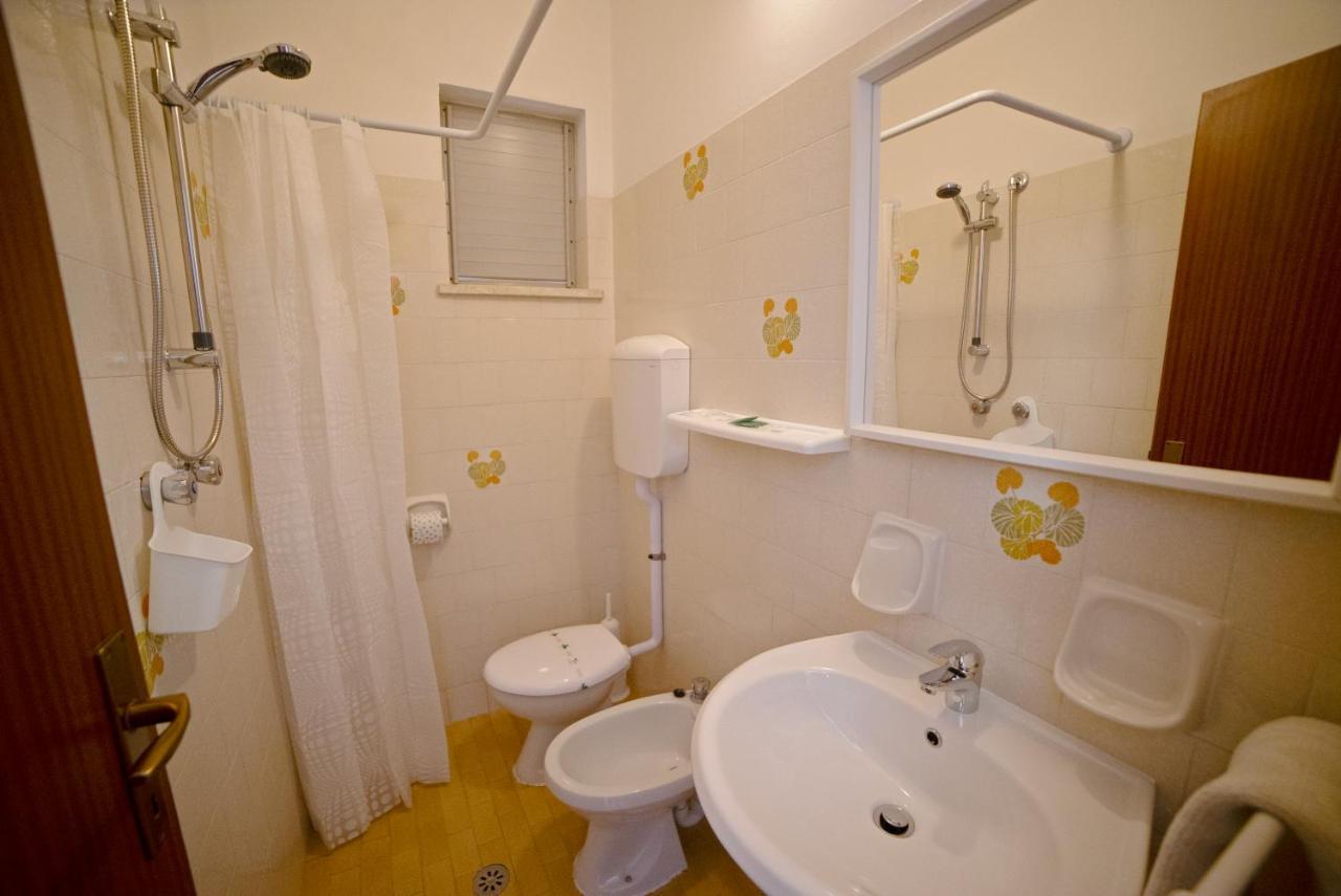 Hotel Ischia Rimini Buitenkant foto